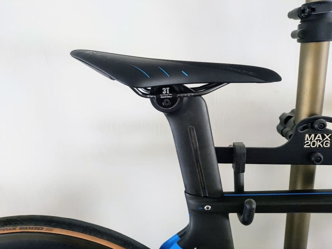 FELT AR3 54サイズ ULTEGRA仕様