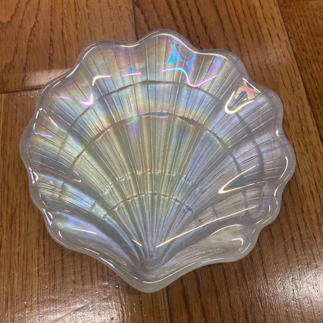 オーロラ色 貝殻型カップ＆ソーサーセット