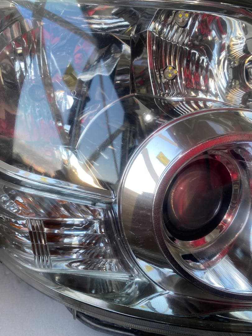 トヨタ ノア ヴォクシー 70系 前期 純正 HID ヘッドライト 左右セット