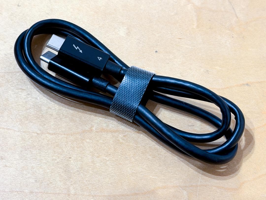 その他 Anker Apex Thunderbolt 4 Docking Station