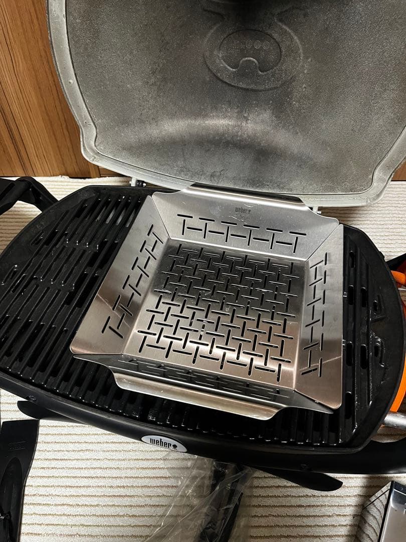 WEBER ウェバー　Q2200 バーベキュー　ガスコンロ　まとめ売り　ピザ釜他