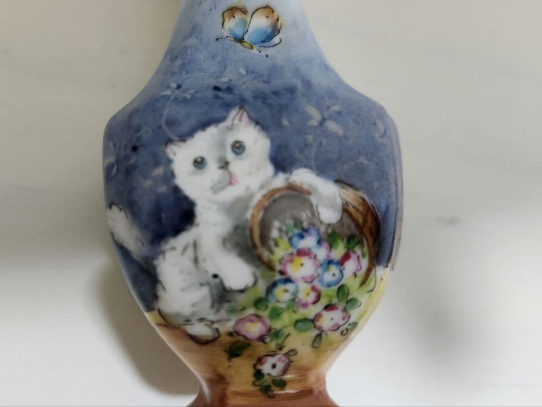 リモージュボックス 猫と花のデザイン陶器香水瓶