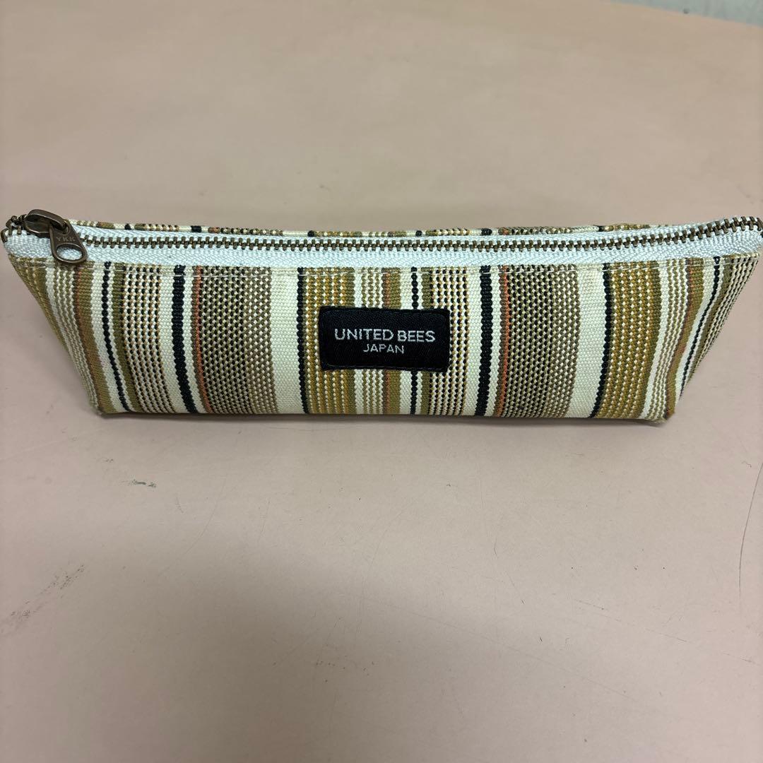 ユナイテッドビーズ　ボートペンケース　カフェラテ