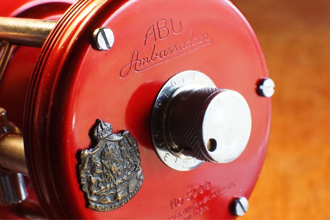 ABU アンバサダー 5000 メンテ済 フレーム修正済