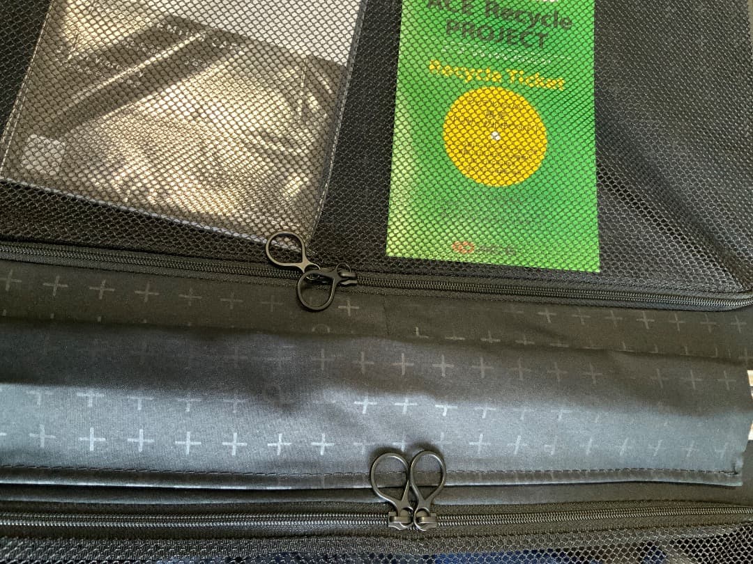 gorogoro　　ダークグレー TSAロック付きキャリーケース