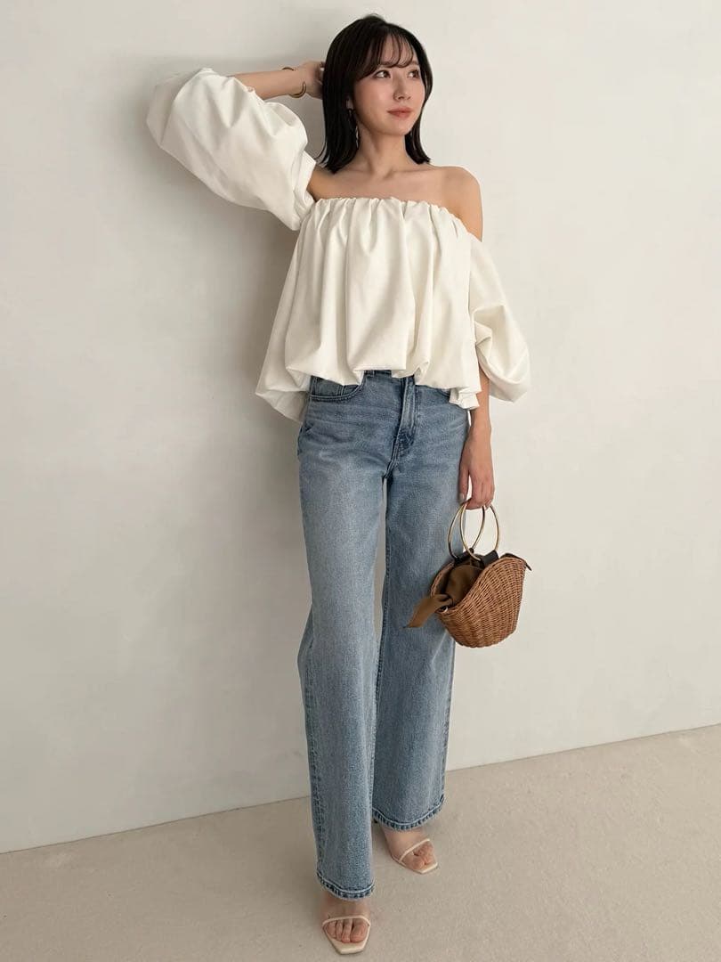 【新品未使用】anuans オフショルバルーントップス (WHITE)