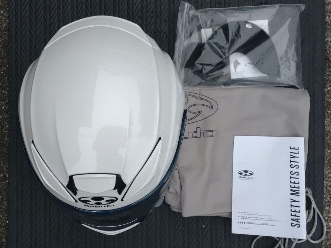 OGK KABUTO　SHUMA　Lサイズ