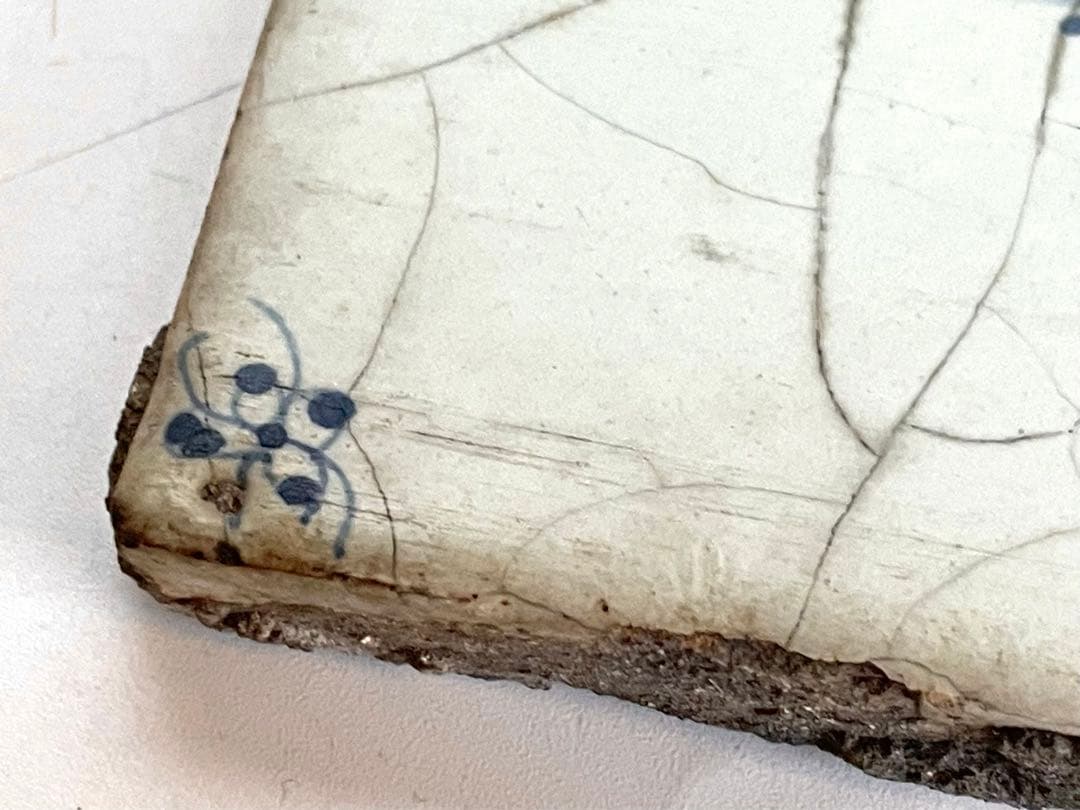 骨董　アンティーク　デルフトタイル　染付　人物文　港　船　17世紀　オランダ