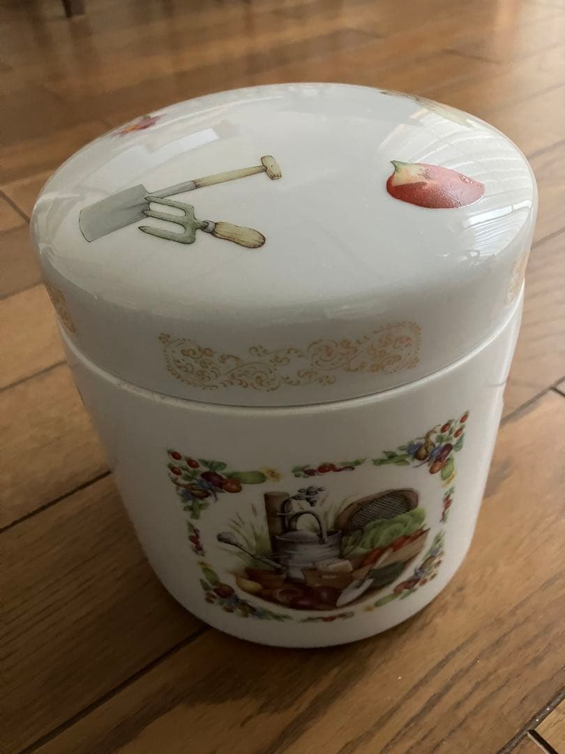 骨壷(野菜作りが趣味の方)