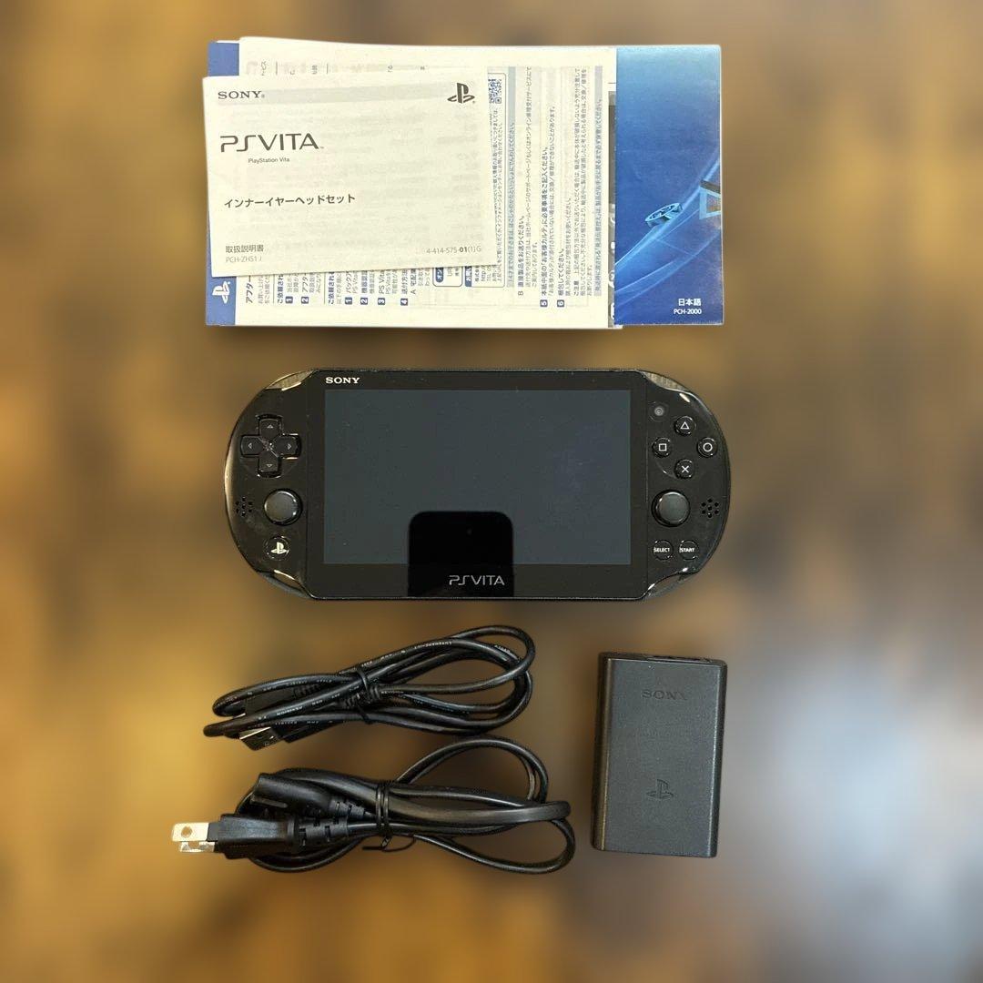 SONY PlayStationVITA 本体カバー　イヤホン