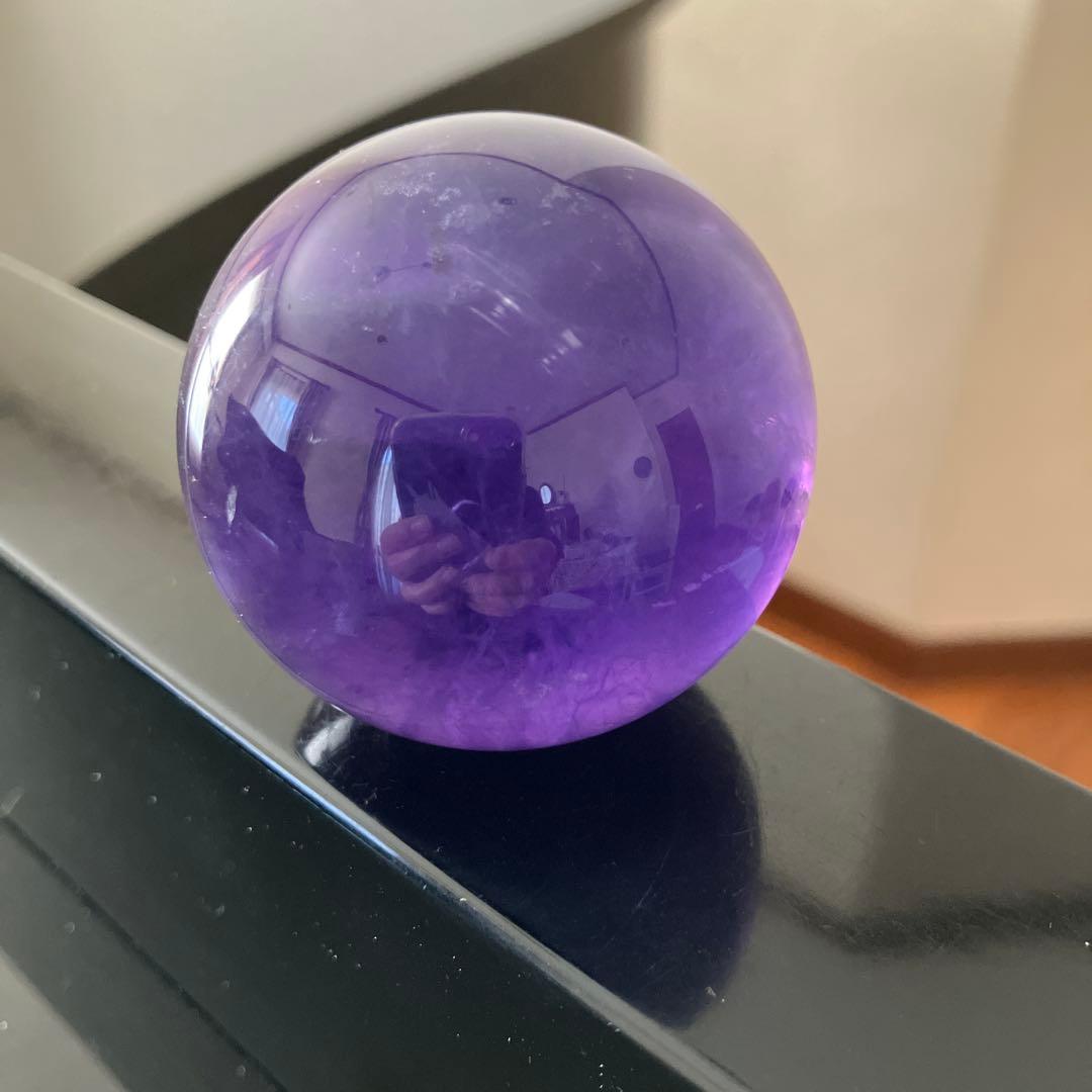 るるさま専用菫色！パープルフローライト　スフィア　天然石置物　E76