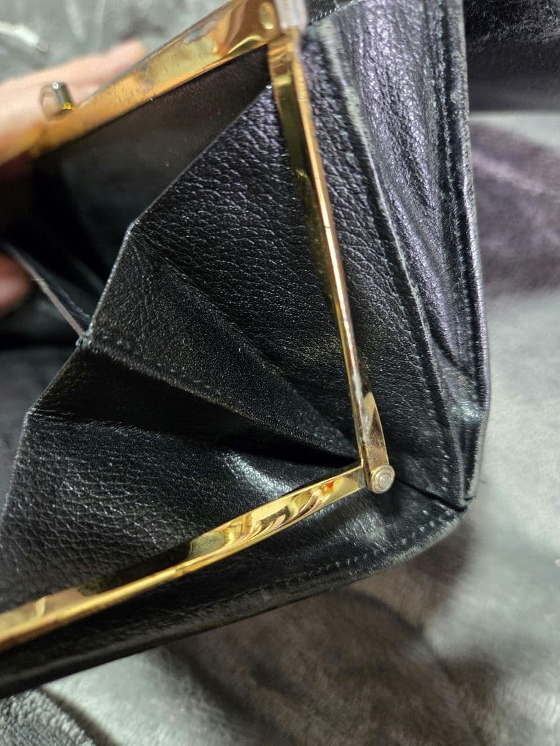 イヴ・サンローラン。長財布。