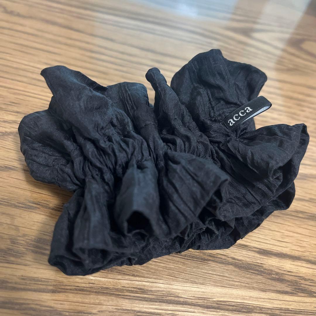 acca ブラック シュシュ　マシュマロシュシュ