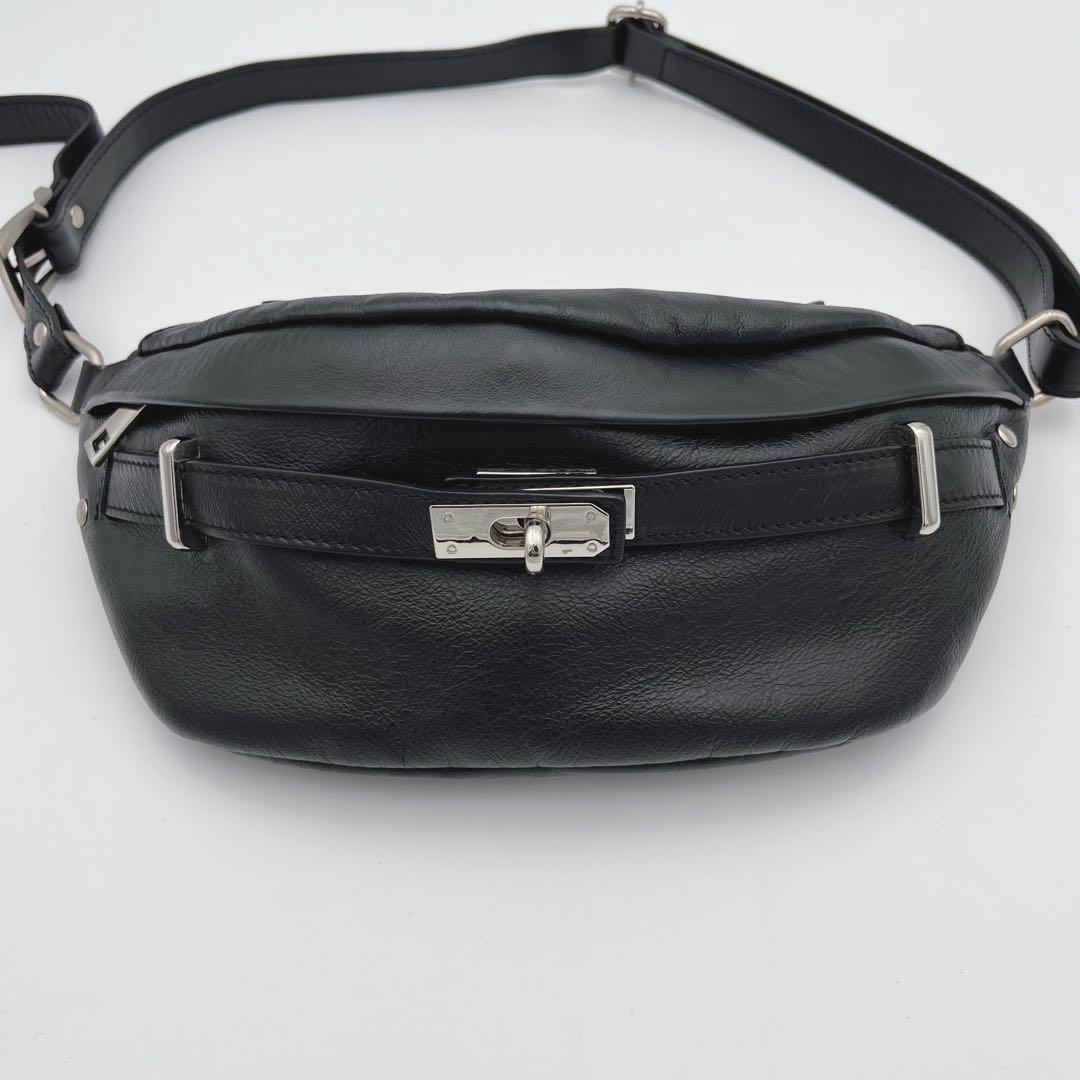 AULENTTI made in Italy黒レザー ターンロック