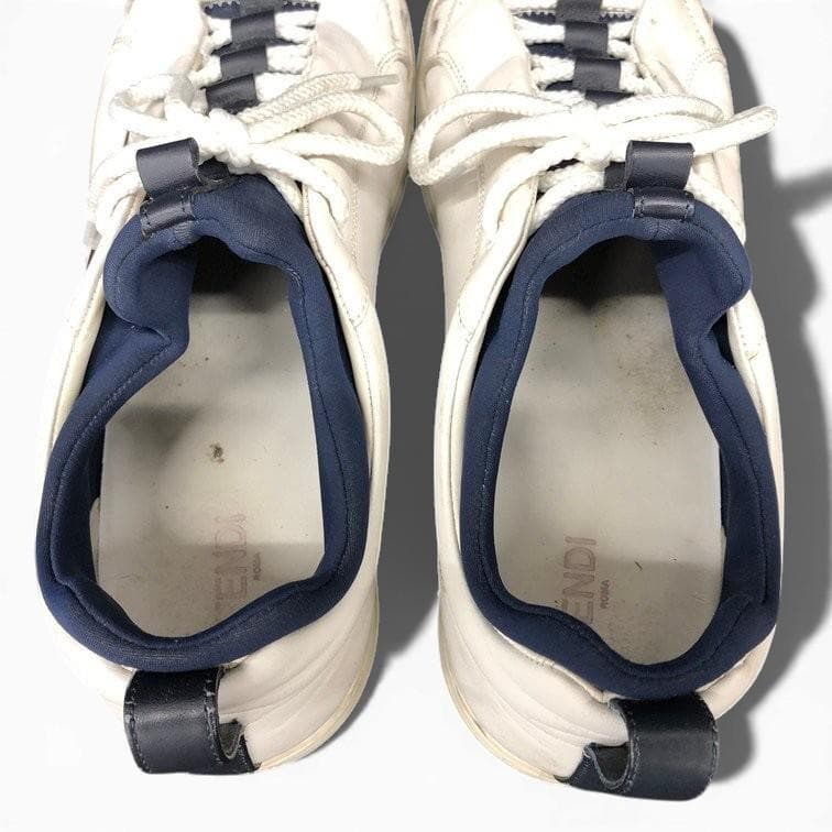 定価10万 フェンディ FENDI バグズ スニーカー 7E1021