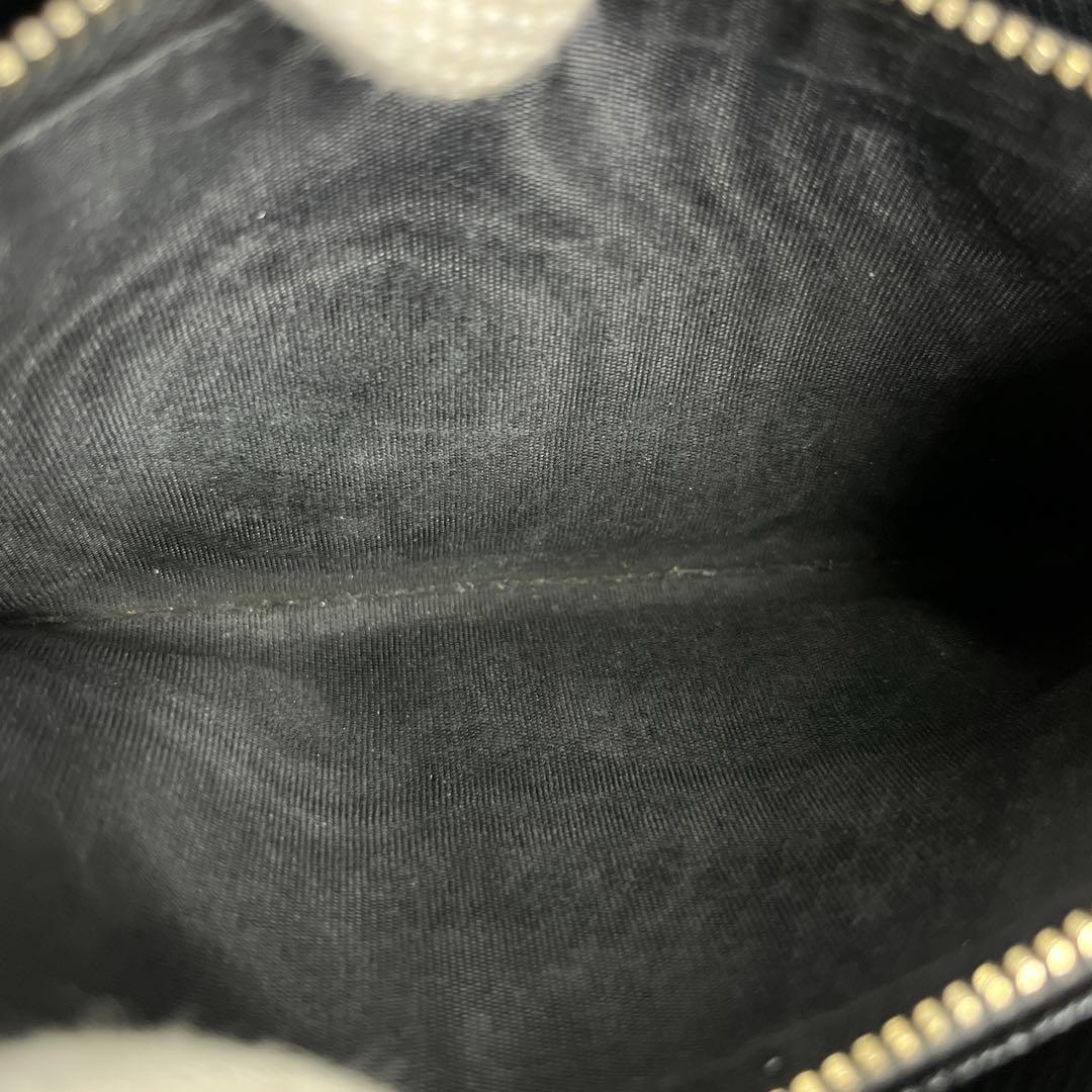 PRADA プラダ　長財布　ゴールドロゴ　ロングウォレット　黒　サフィアーノ