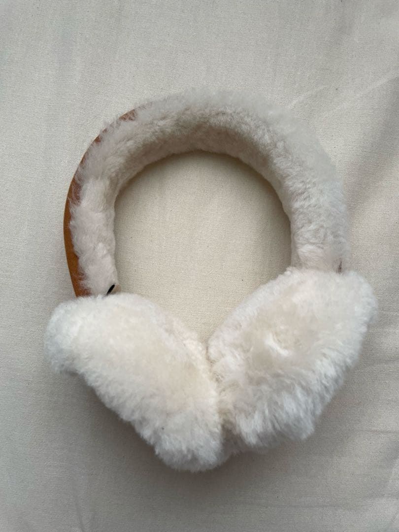 UGG イヤーマフ ベージュ