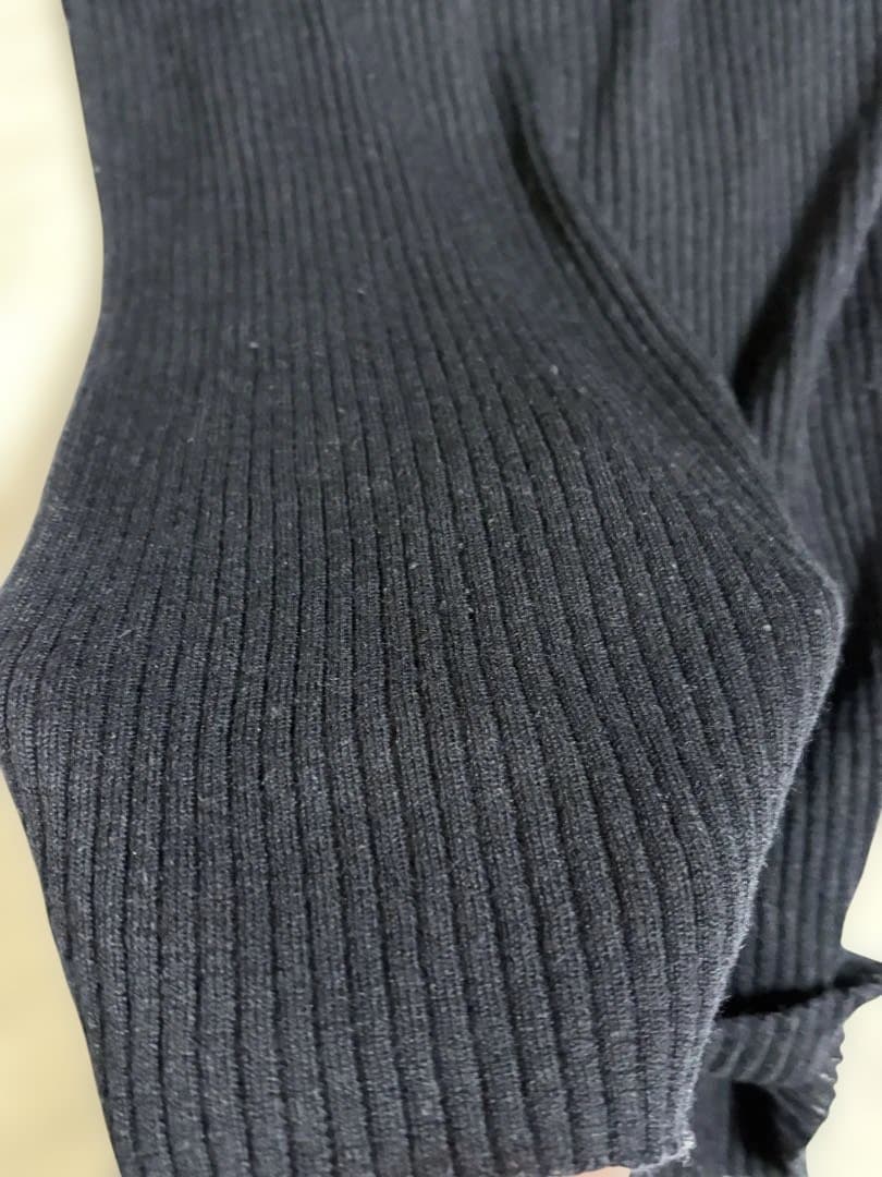 シーマリー cccmalie 美品 カシミヤシルクフリルタートルニット ネイビー