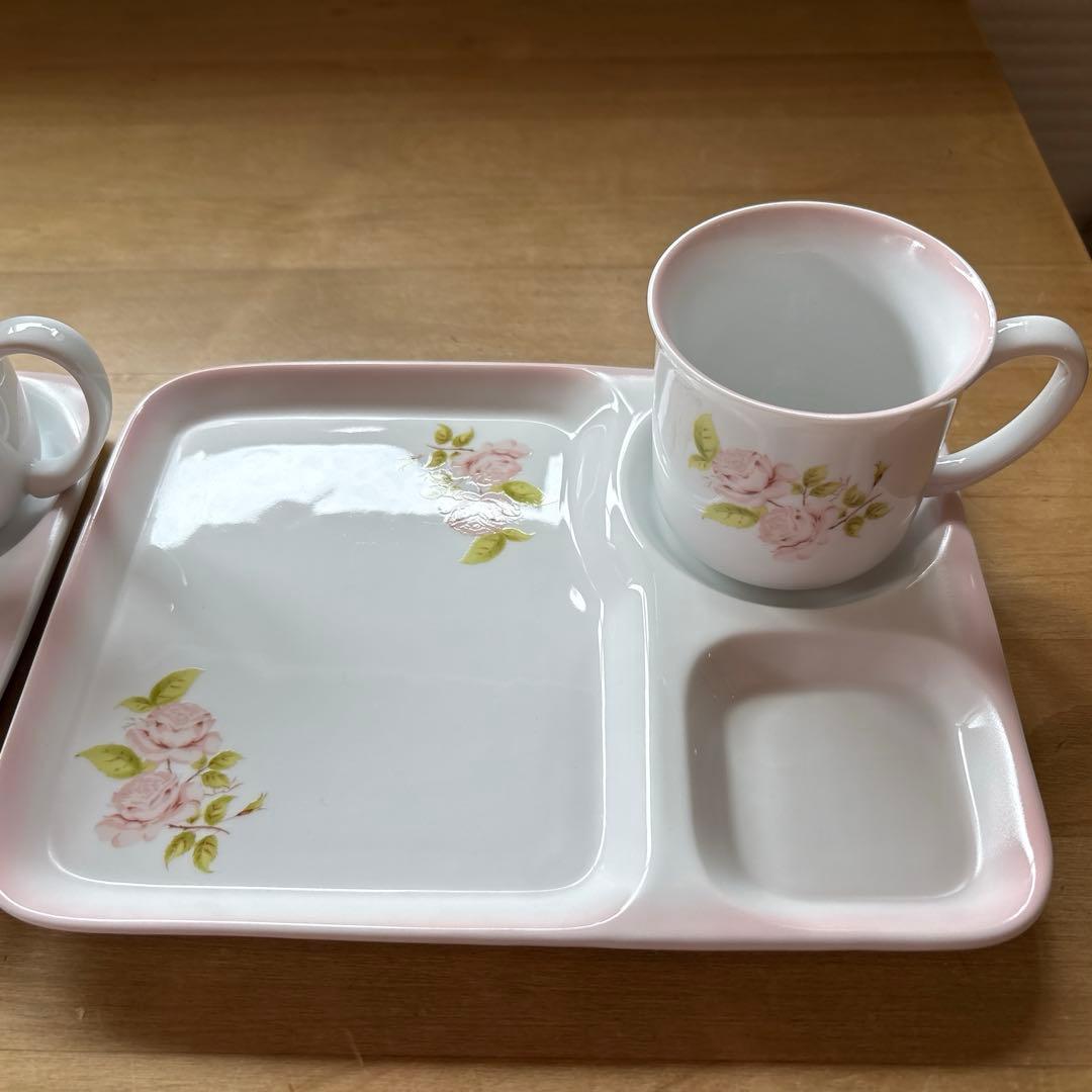 イマン　ダイアナローズ　プレート&カップセット2組