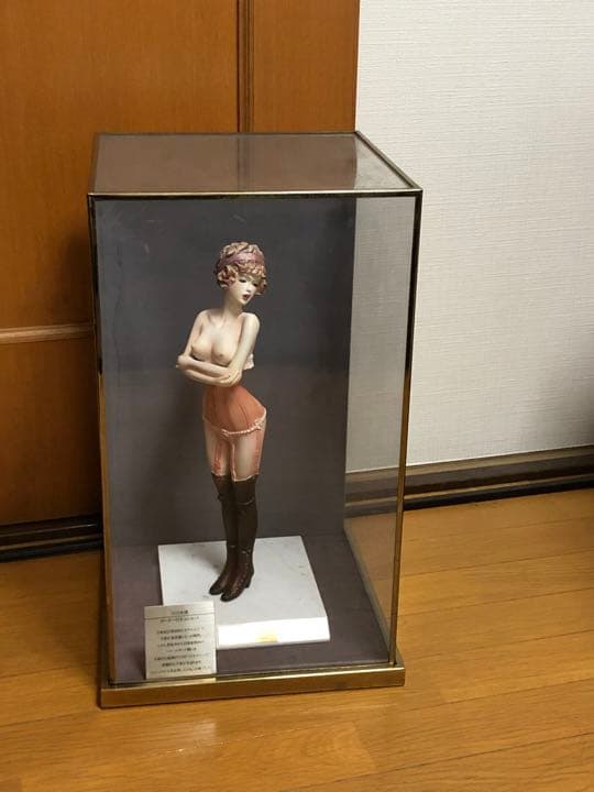 陶器製　高級人形　ワコール