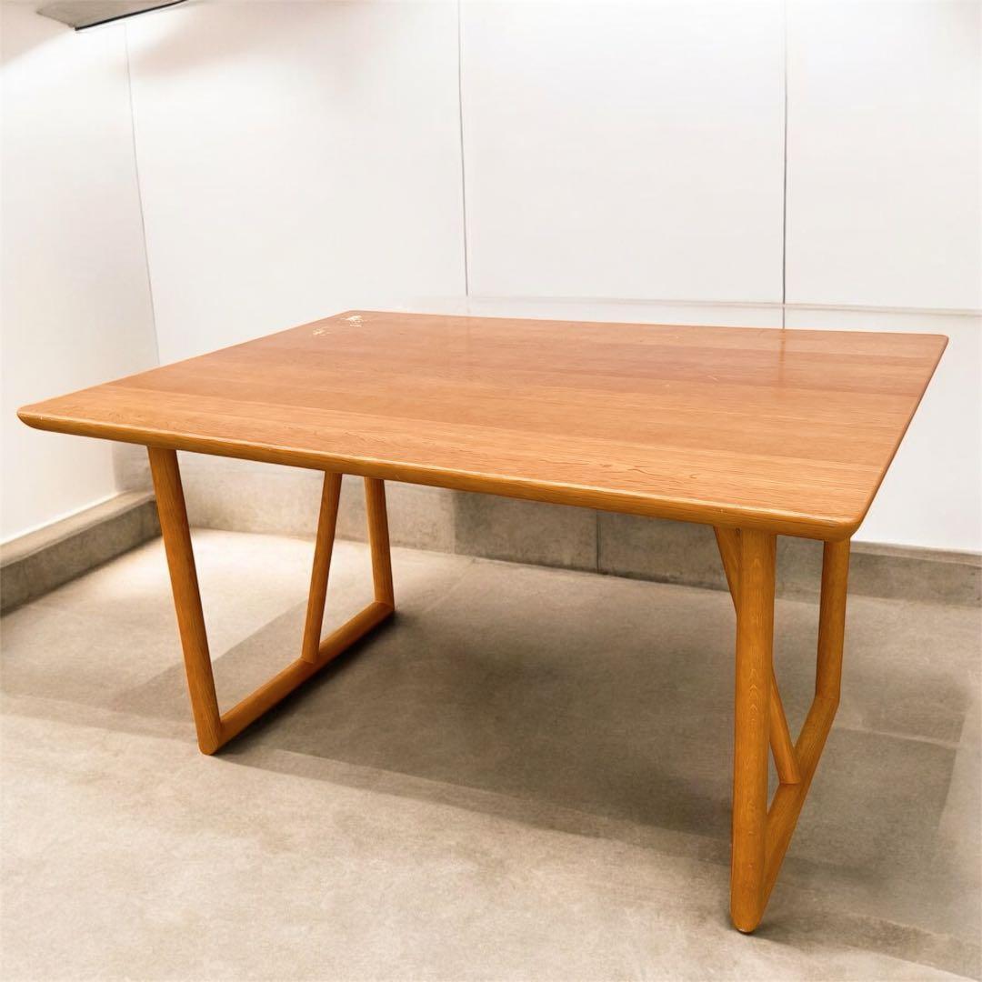 【送料込】日進木工 ACTUS フォルムス Forms ダイニング 机 無垢材