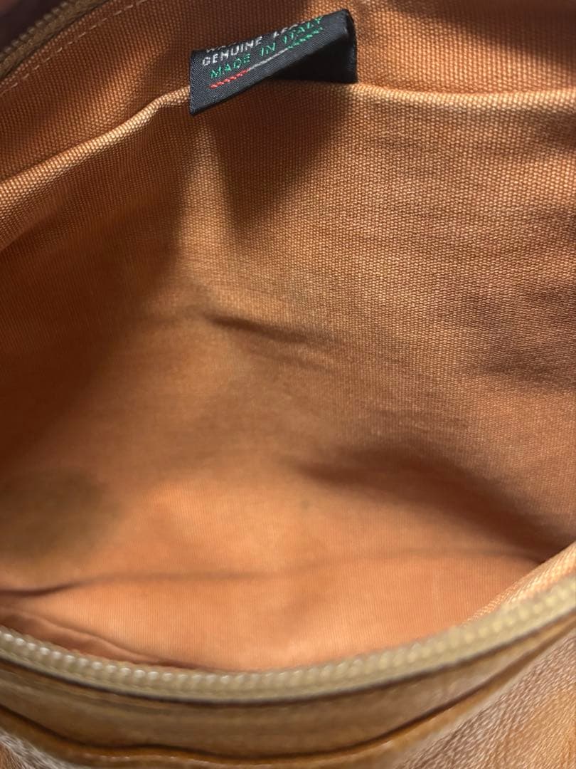 【IL BISONTE】イルビゾンテ ボディバッグ エイジング良好 本革