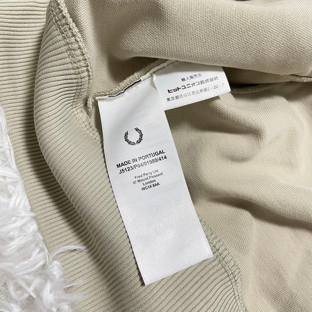 美品　フレッドペリー　クロップド　ショート丈　トラックジャケット　ジャージ