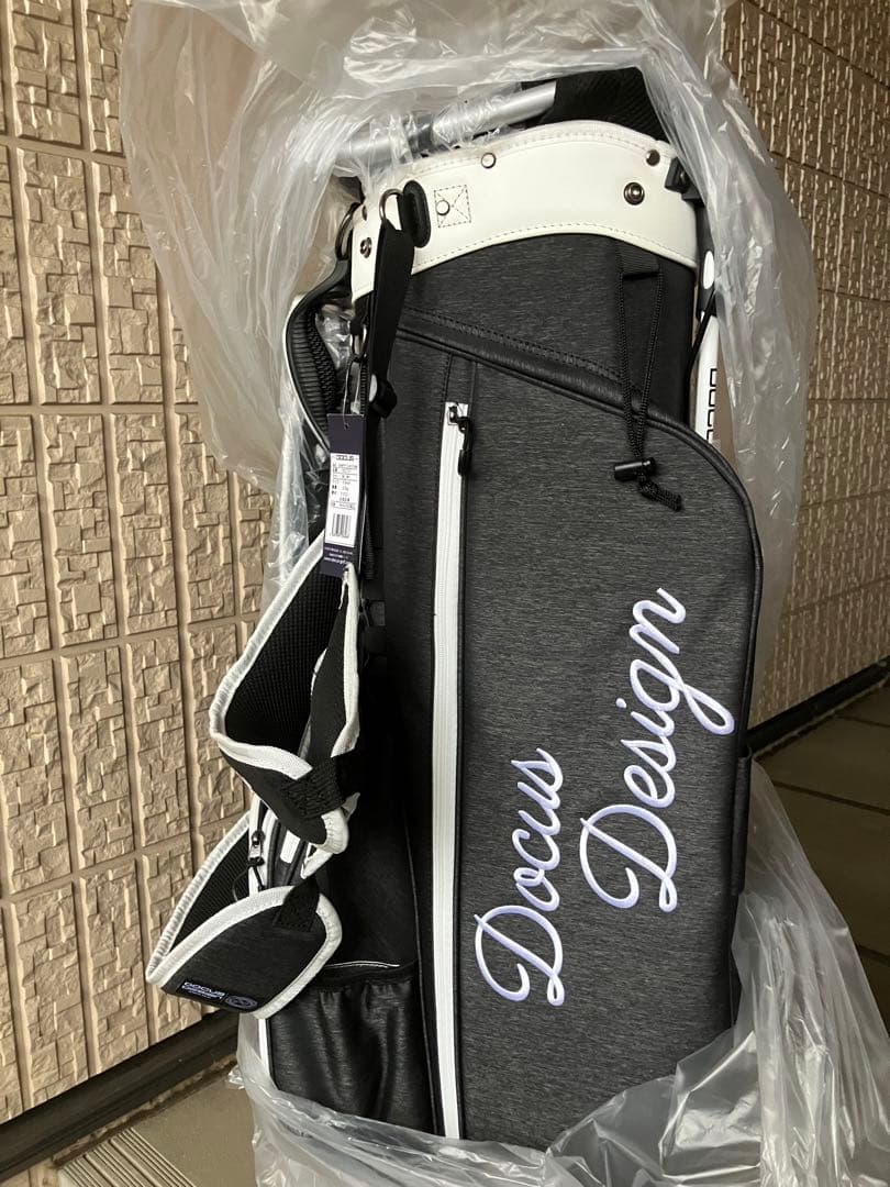 Docus Design ブラック キャディバッグ