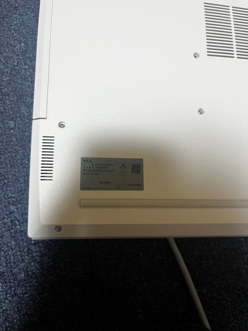 NEC ホワイトノートPC USBポート搭載