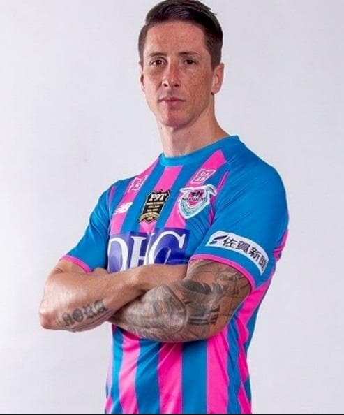 【完全限定品】 フェルナンド・トーレス サガン鳥栖 スペシャル限定BOX