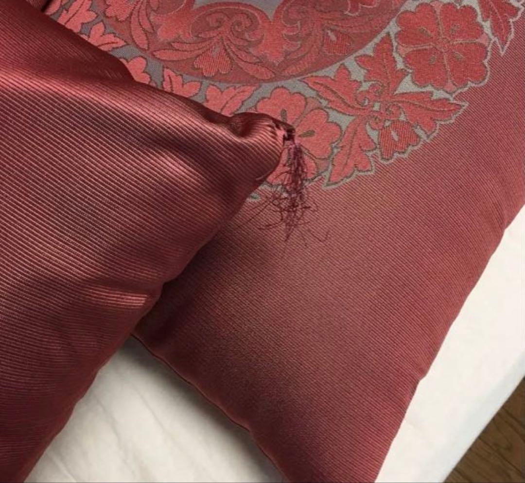 深い赤色の花柄座布団・高級座布団5枚　未使用　激安‼️