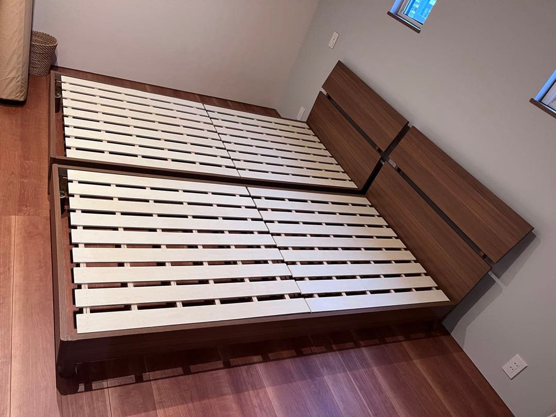 シングルベッドフレーム 木製　シングルサイズ1台