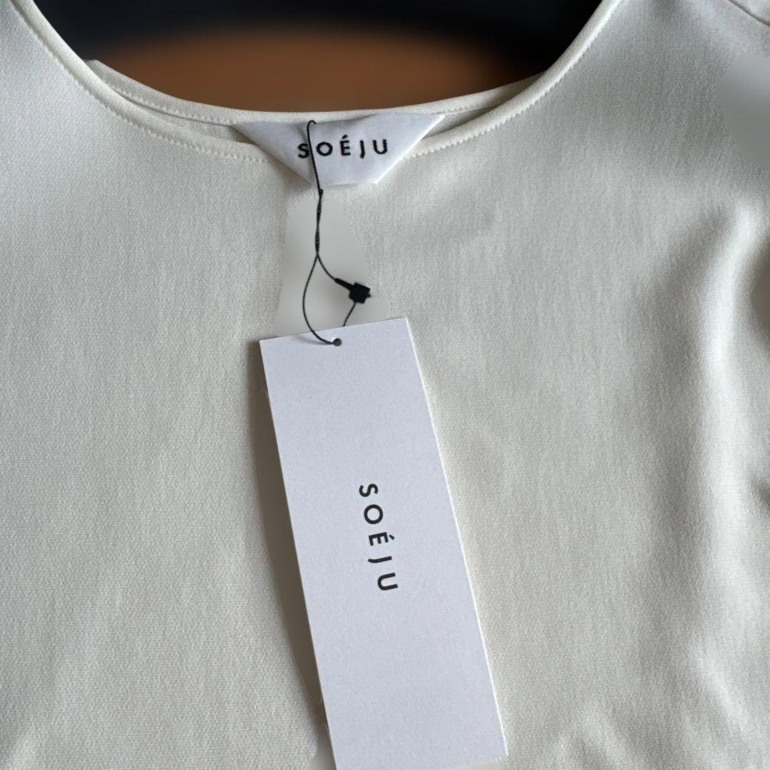 今期新品 SOEJU ショートスリーブコクーンブラウス 白 M