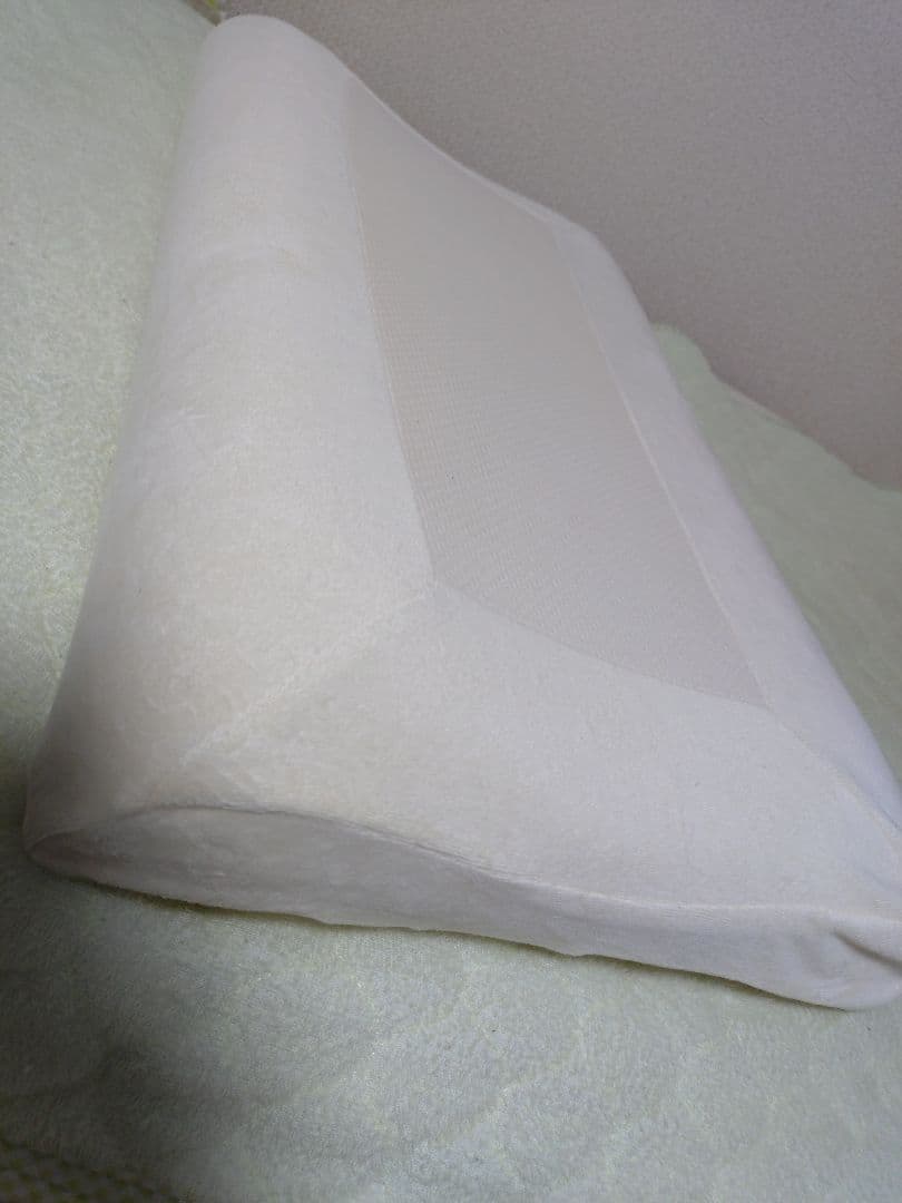 エア・トスカーナ☆マニフレックス　枕（半年使用）