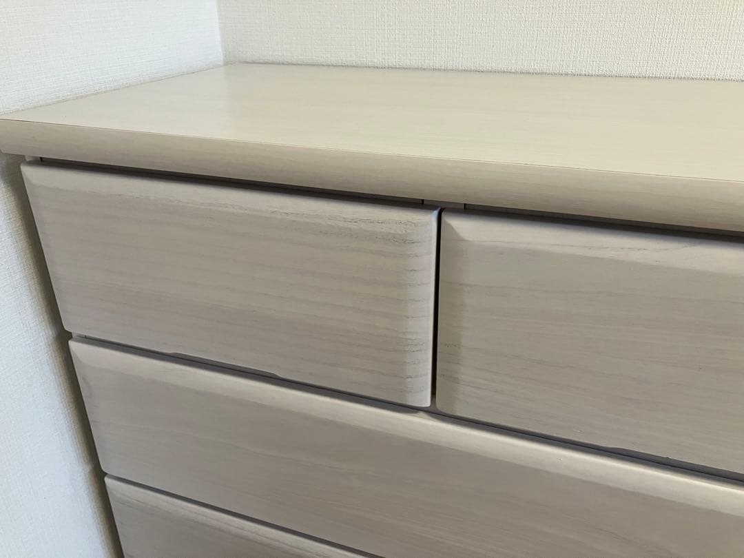 ローチェスト　日本製　洋服ダンス　ホワイトベージュ　美品