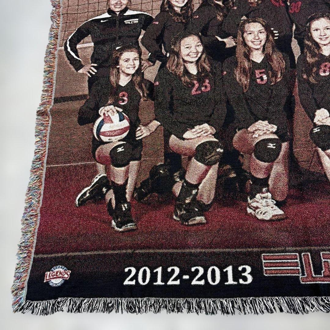 写真風　バレーボールチーム　マルチカバー　ソファカバー　ラグ　130x178