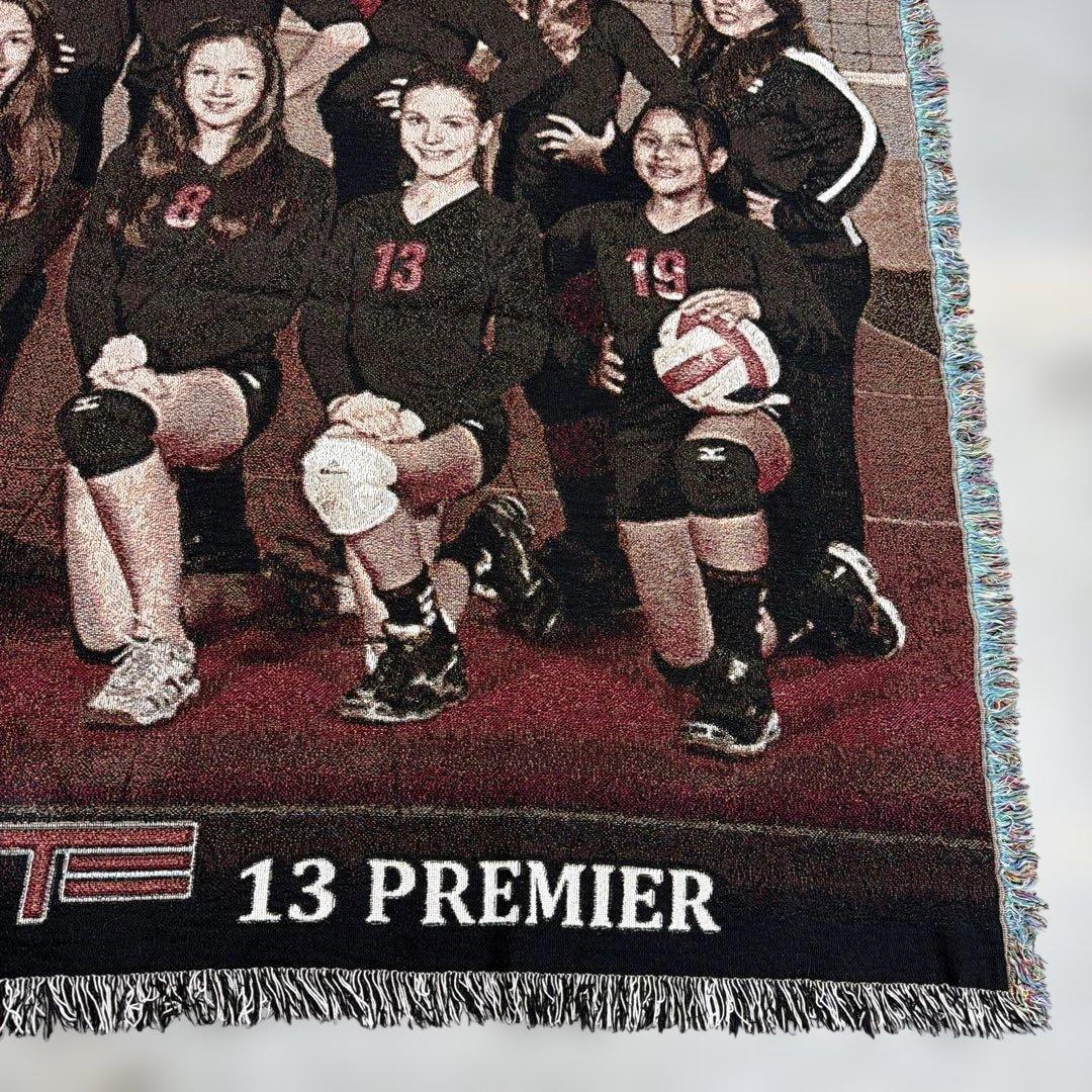 写真風　バレーボールチーム　マルチカバー　ソファカバー　ラグ　130x178