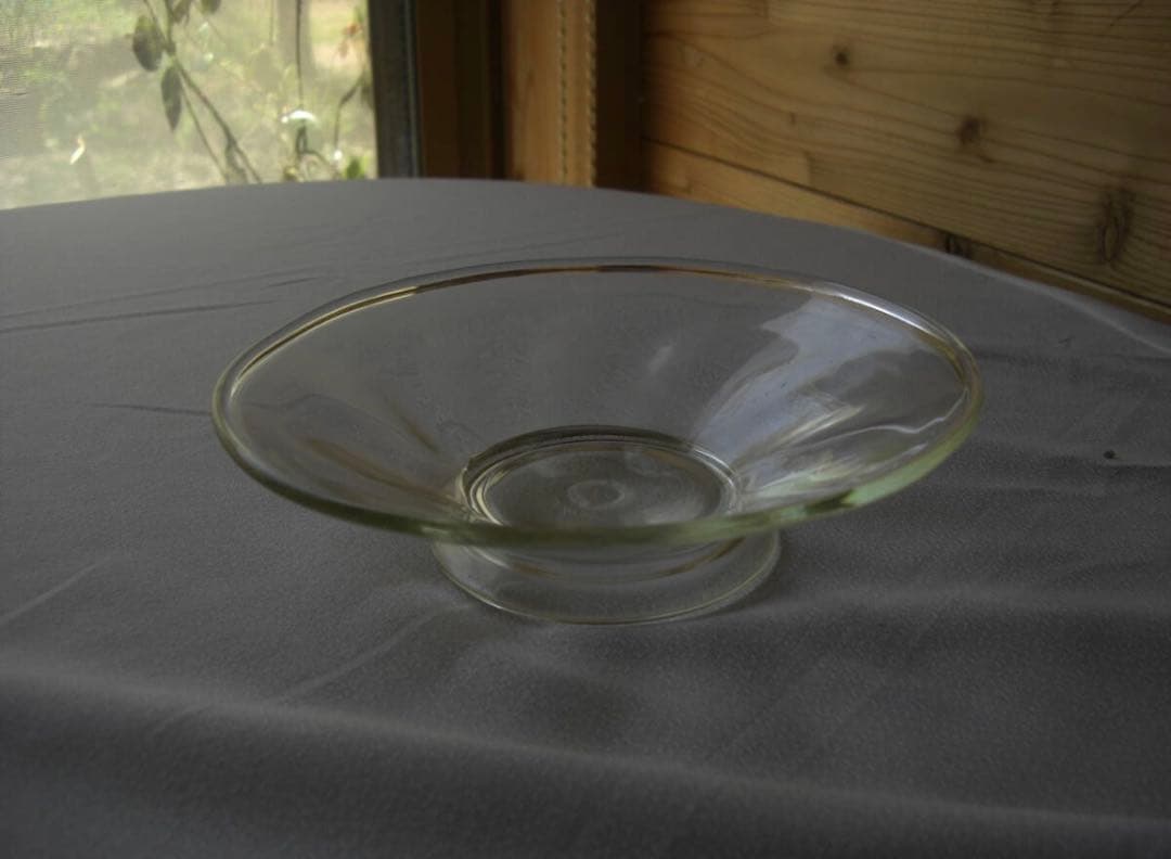 舩木倭帆さんの吹きガラス　コンポート　皿