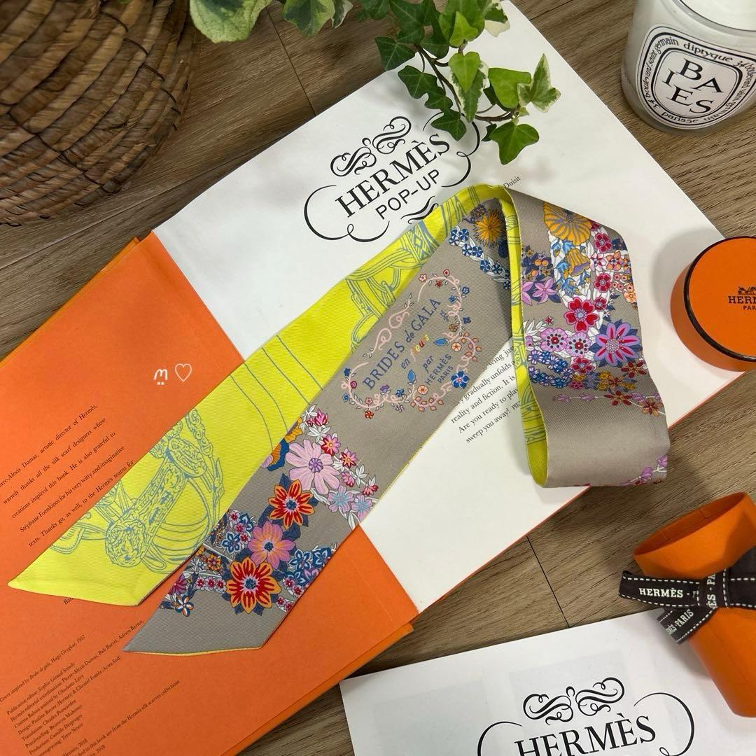 HERMESエルメス　ツイリー　ブリッドドゥガラアンフルール　25SS　フラワー