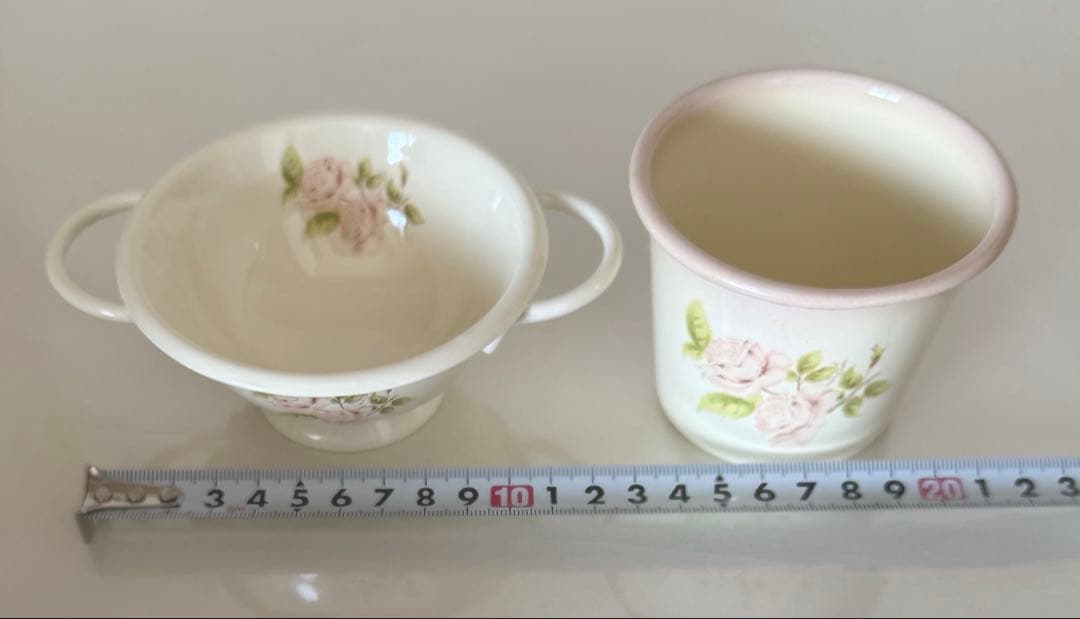 イマンダイアナローズ琺瑯フリーカップ１個プチコランダー１個