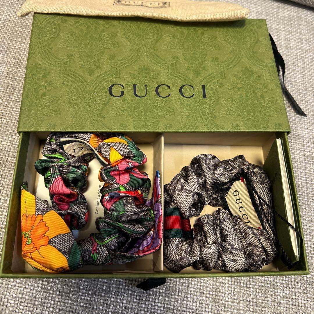 GUCCI ヘアアクセサリー　シュシュ