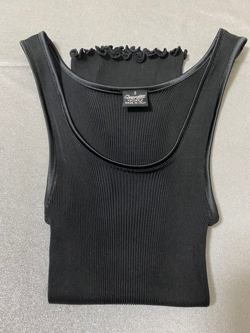 【新品】オスカリート定番シルク100%タンクトップ