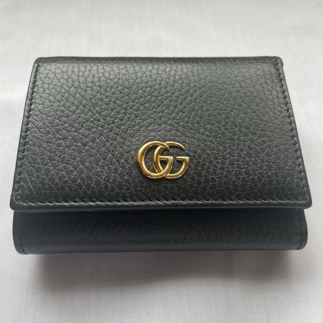 GUCCI ブラックレザー 三つ折り財布