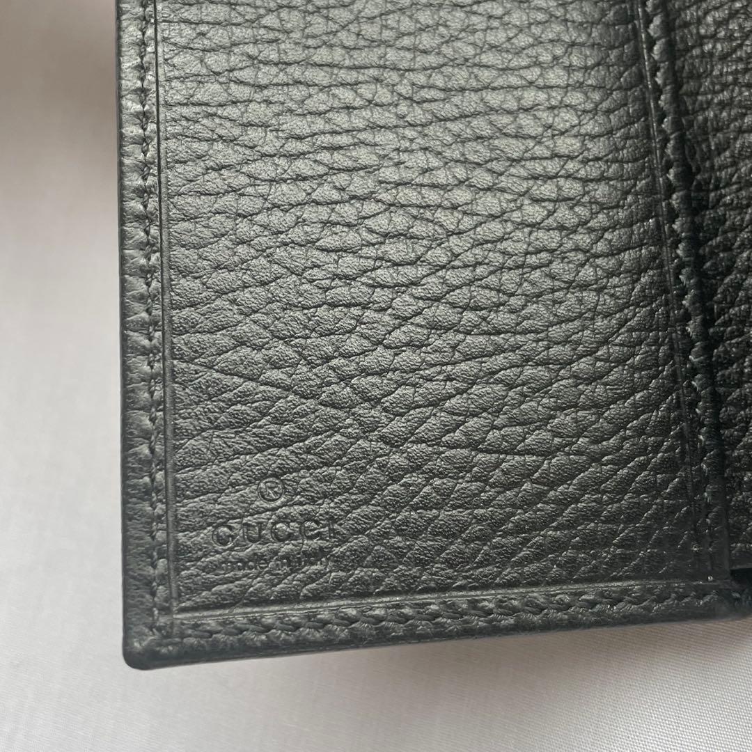 GUCCI ブラックレザー 三つ折り財布