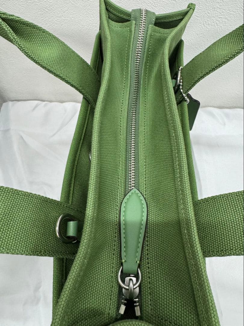 極美品 COACH めるる着用モデル カーゴトート 2way バッグ　34