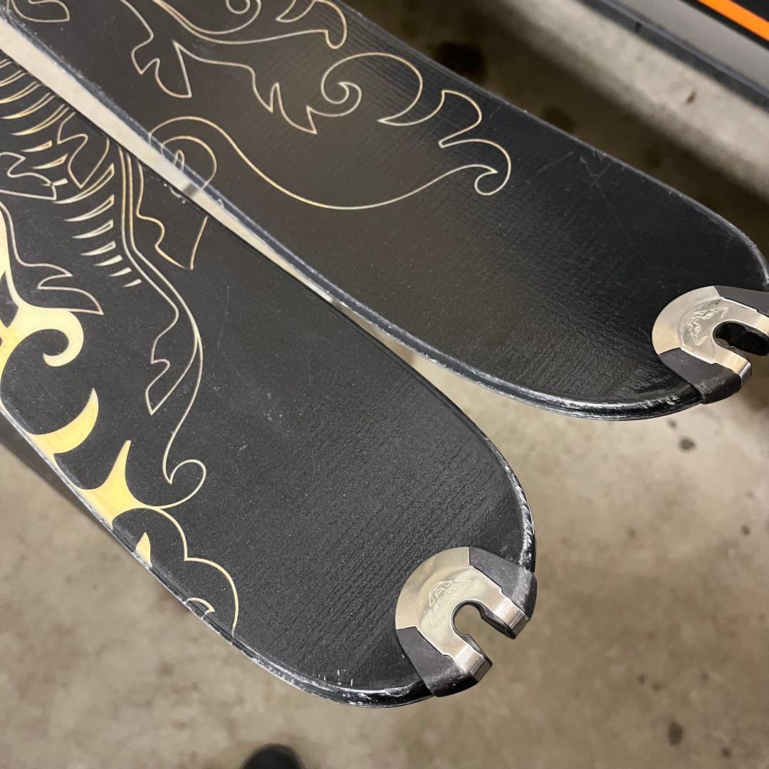 美品　DYNAFIT マナスル　専用シール付　超軽量