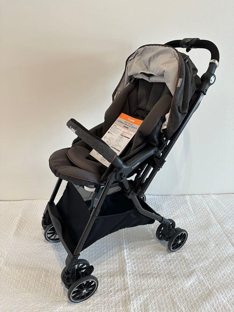 ベビーカー　コンビ combi スゴカルα 4キャス　エッグショック