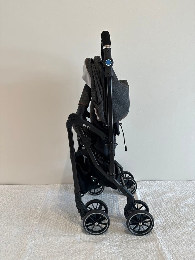 ベビーカー　コンビ combi スゴカルα 4キャス　エッグショック