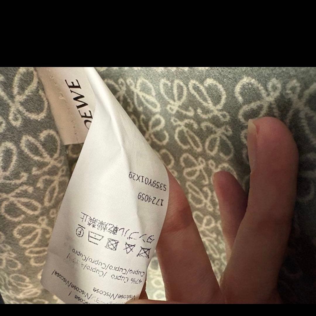 ロエベ　ロゴジャガード　フーデット　コート