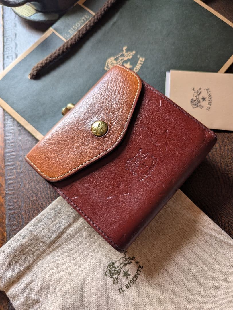 イルビゾンテ【限定モデル】ボルドー×ヌメ エンボスドコレクション 希少 がま口